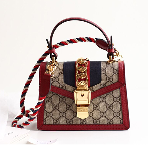 How to Compare Different Replica Handbags Before Buying
