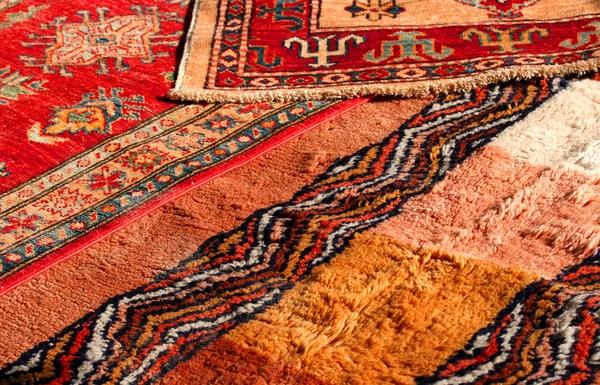 How to Restore Antique Rugs Without Losing Their Value